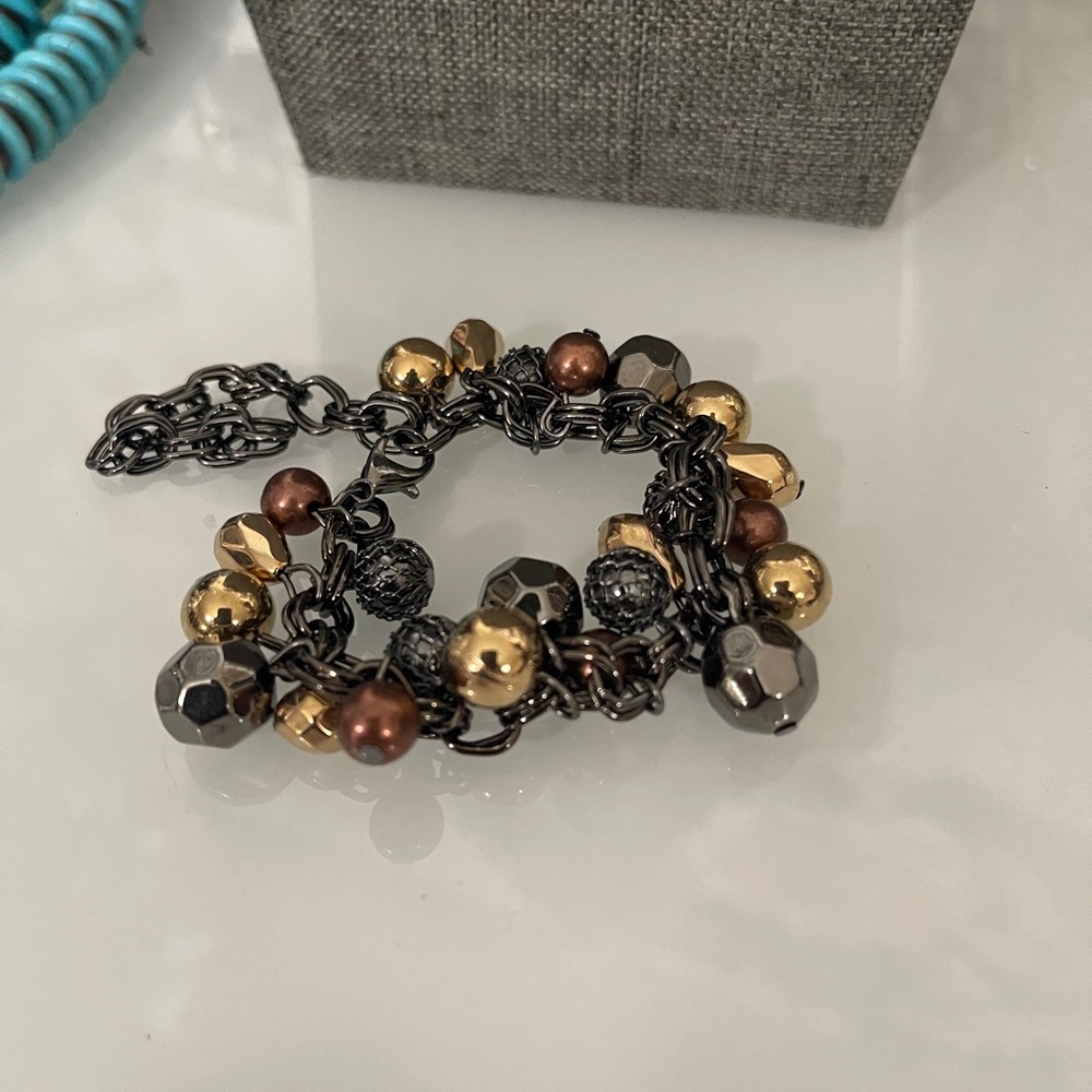 Bracelet Multi blends & Intricate Details